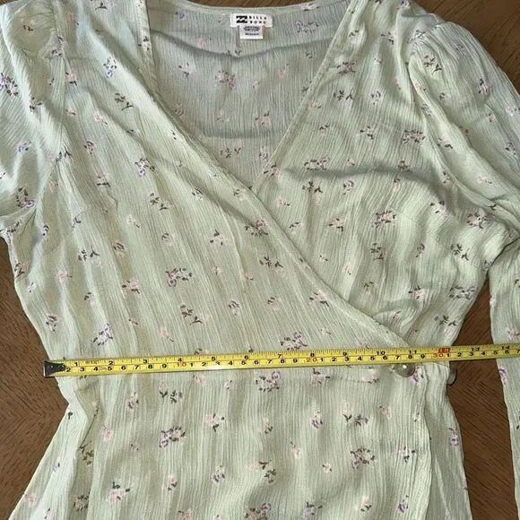 Billabong Dress Women’s/ Teen XS Wrap light Green Micro Florals V Neck Casual - Picture 6 of 8